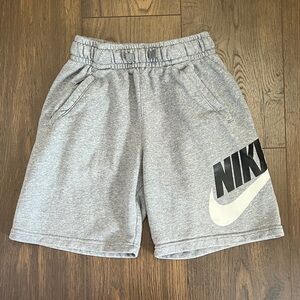 Nike Kids Heather Gray Logo Shorts Size Medium